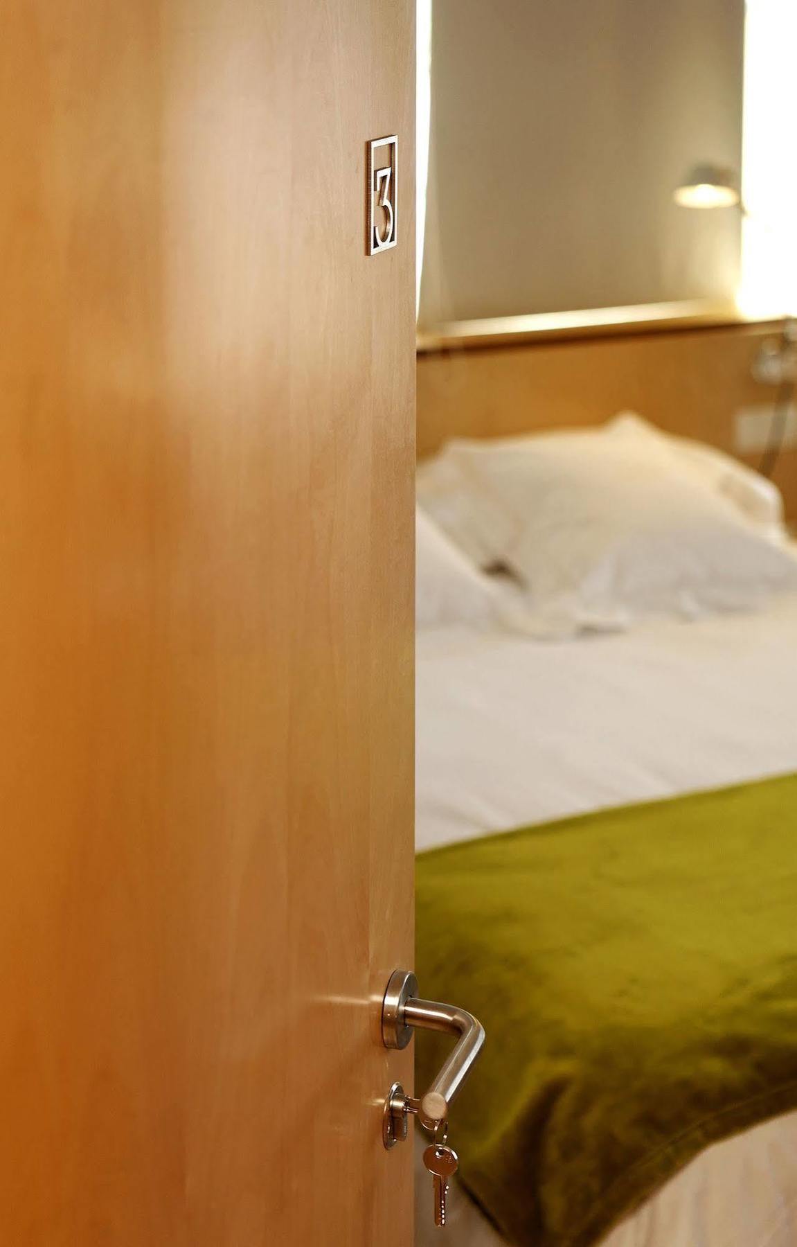 Boutique Hotel Holos Севилья Экстерьер фото